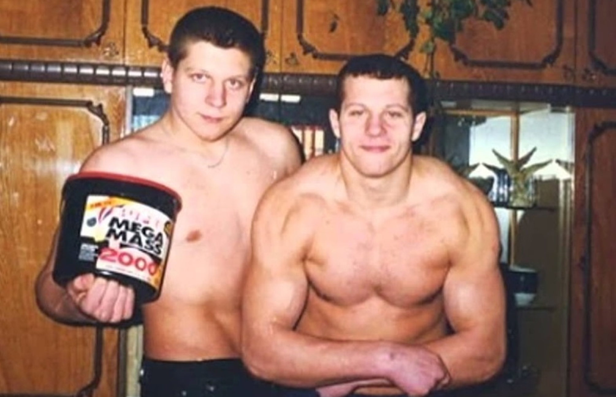 Братья Фёдор и Александр Емельяненко в молодости