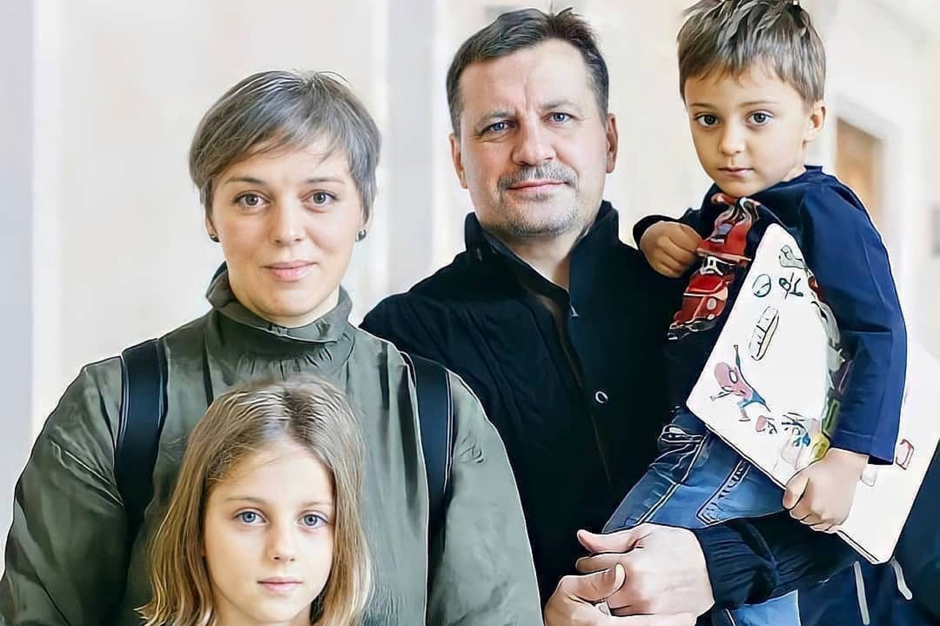 Нелли Уварова, её второй муж Александр Гришин и их дети