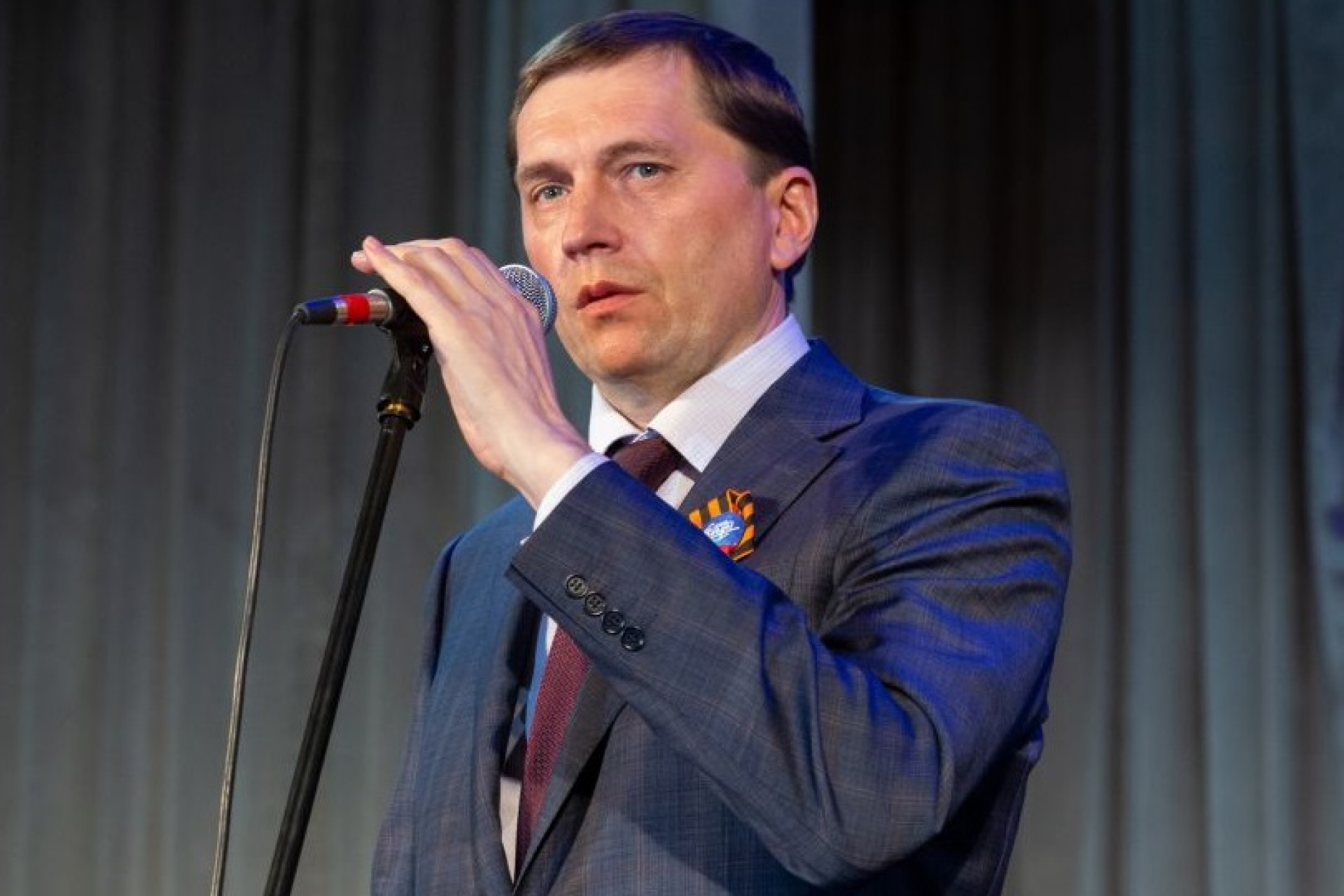 Депутат Виктор Игнатов