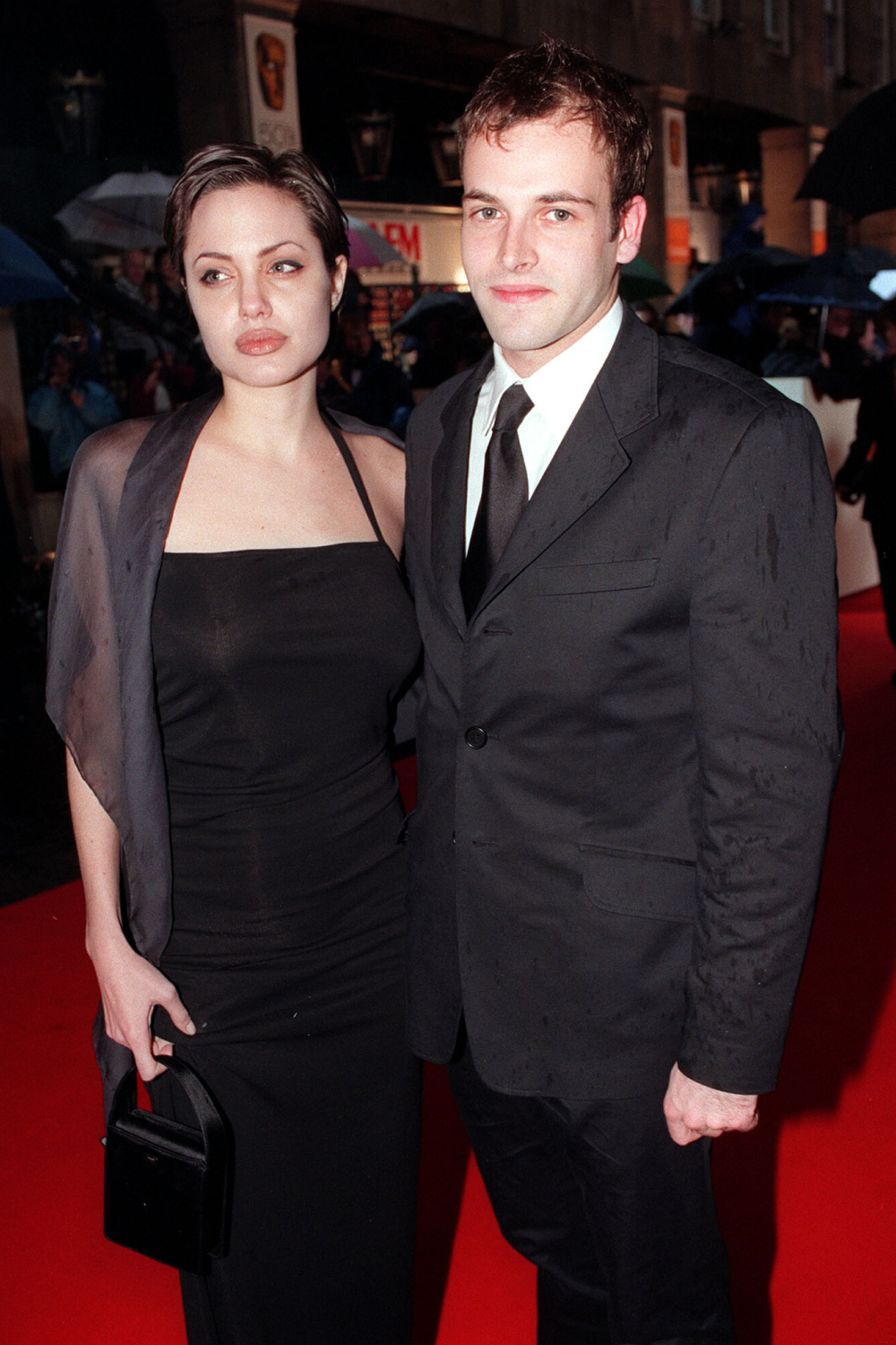 Джонни Ли Миллер и его первая жена Анджелина Джоли