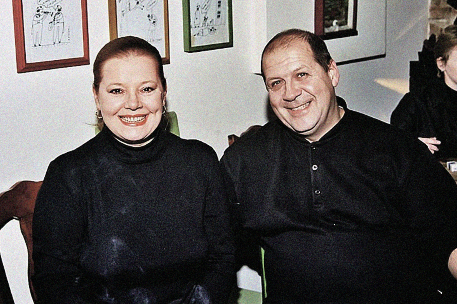 Владимир Андреев, третий муж Сенчиной, был её продюсером и концертным директором