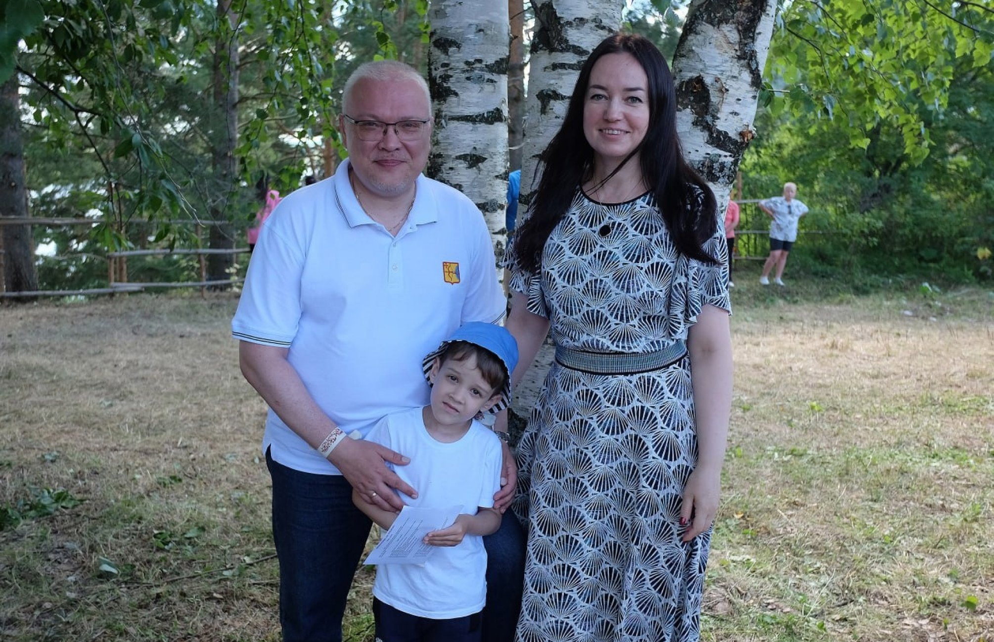 Александр Соколов с женой и младшим сыном