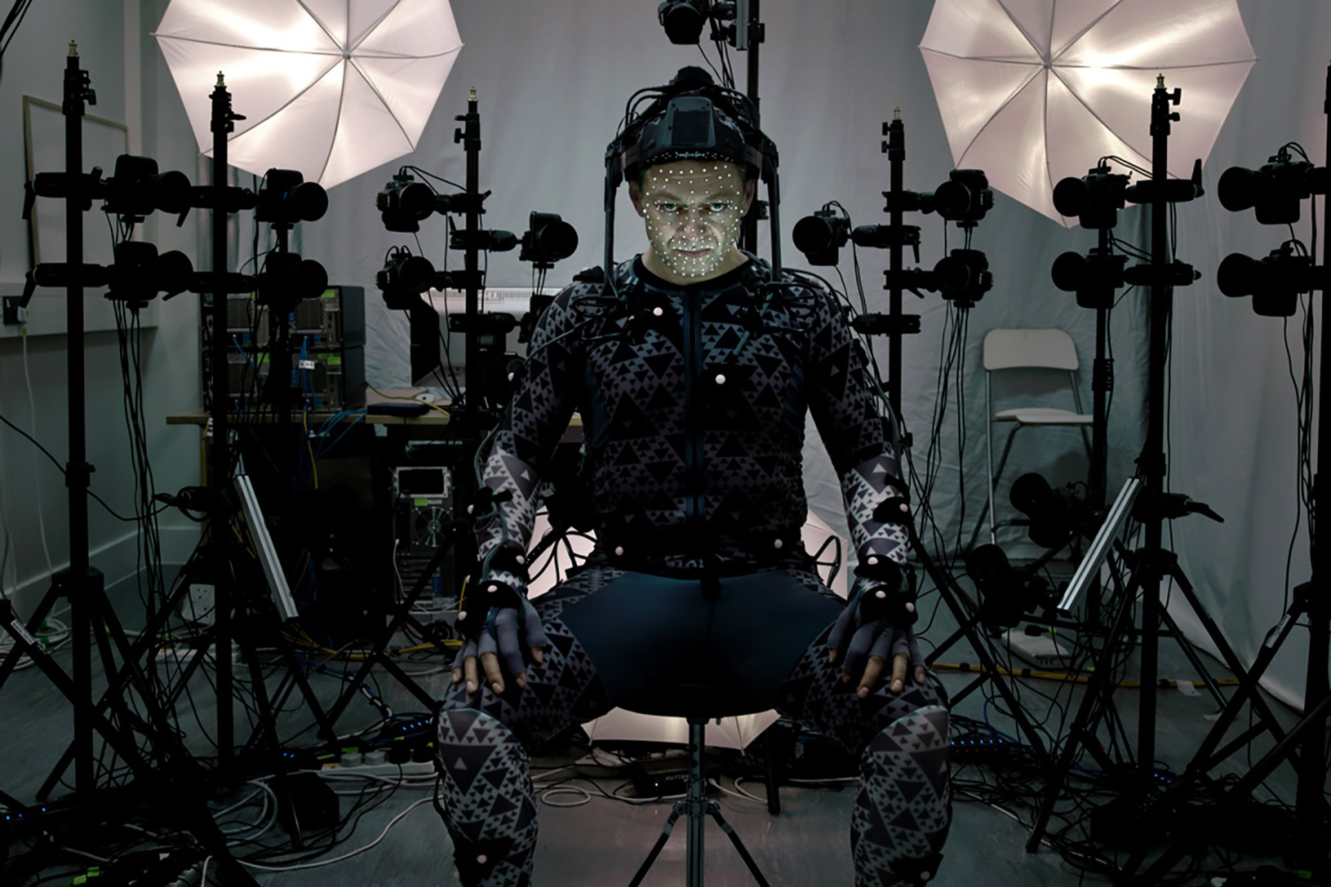 Энди Серкис на съёмках эпической космической оперы «Звёздныее войны» в роли лидера Сноука