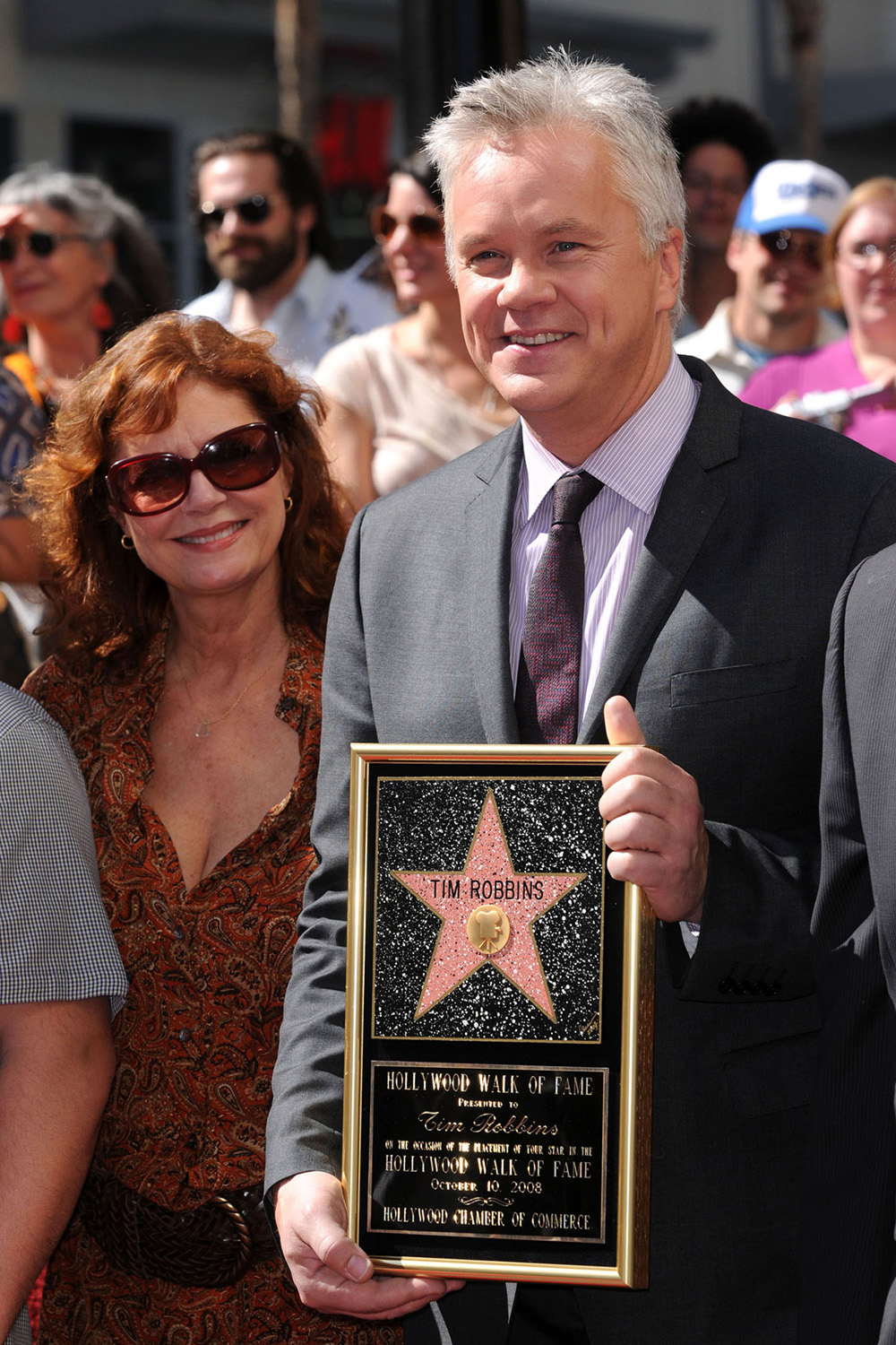 Тим Роббинс на вручении звезды на «Аллее славы» в Голливуде