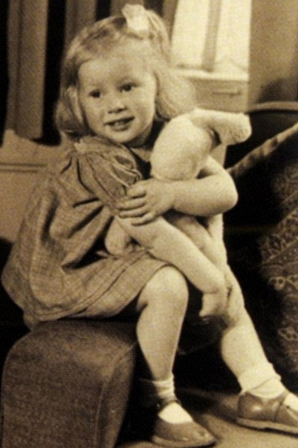 Хелен Миррен в детстве