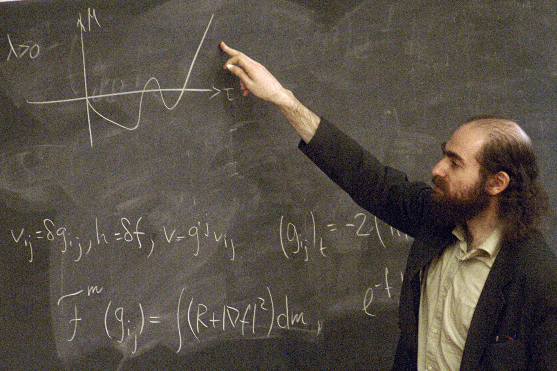 Григорий Перельман читает лекцию по математике