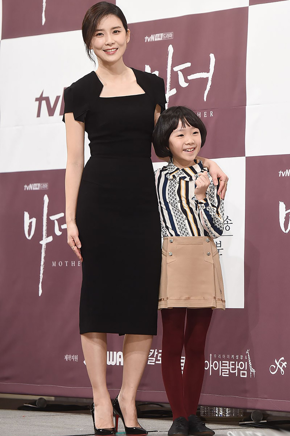 Ли Бо Ён с дочерью Чи Ю