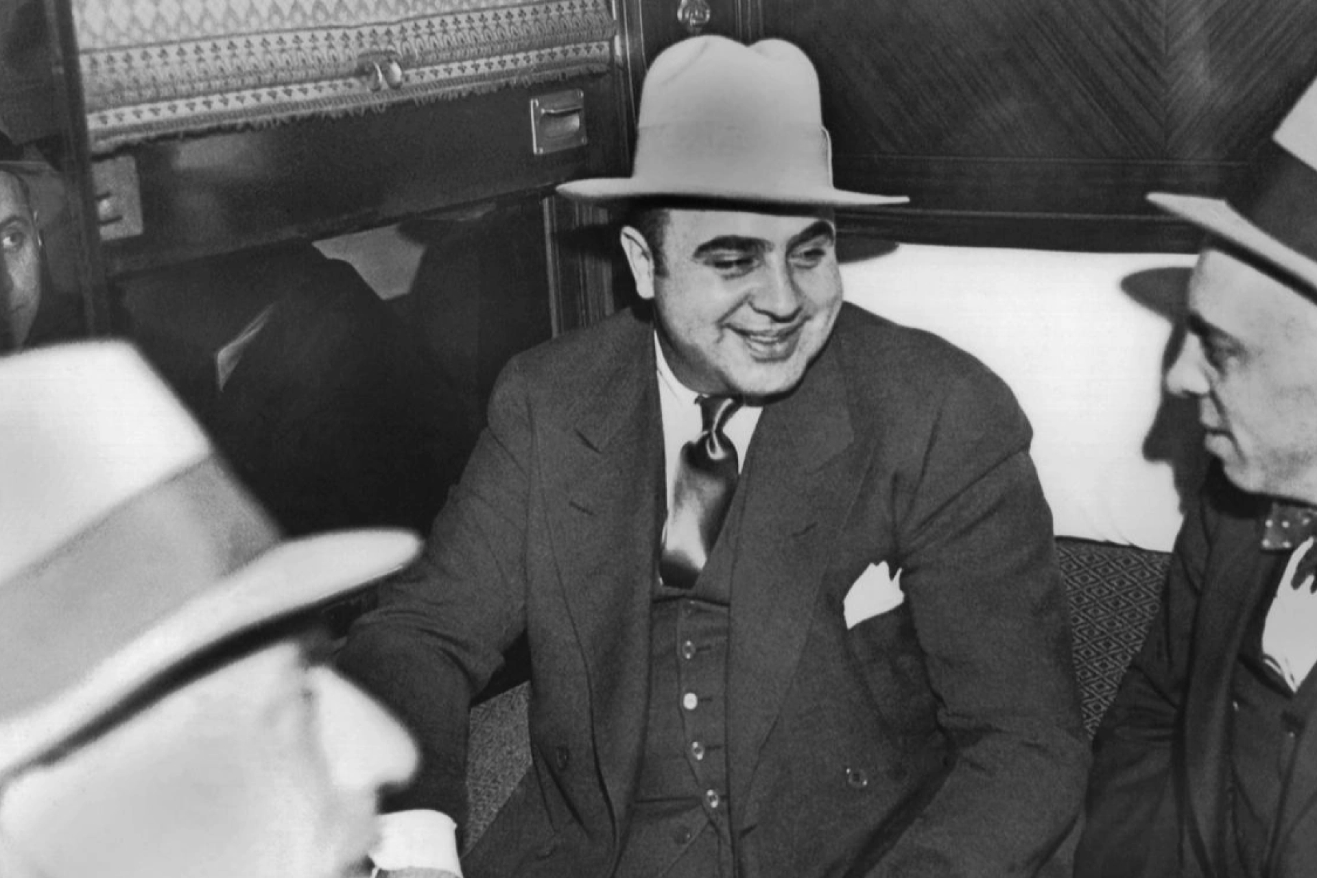 Аль Капоне Аль Капоне