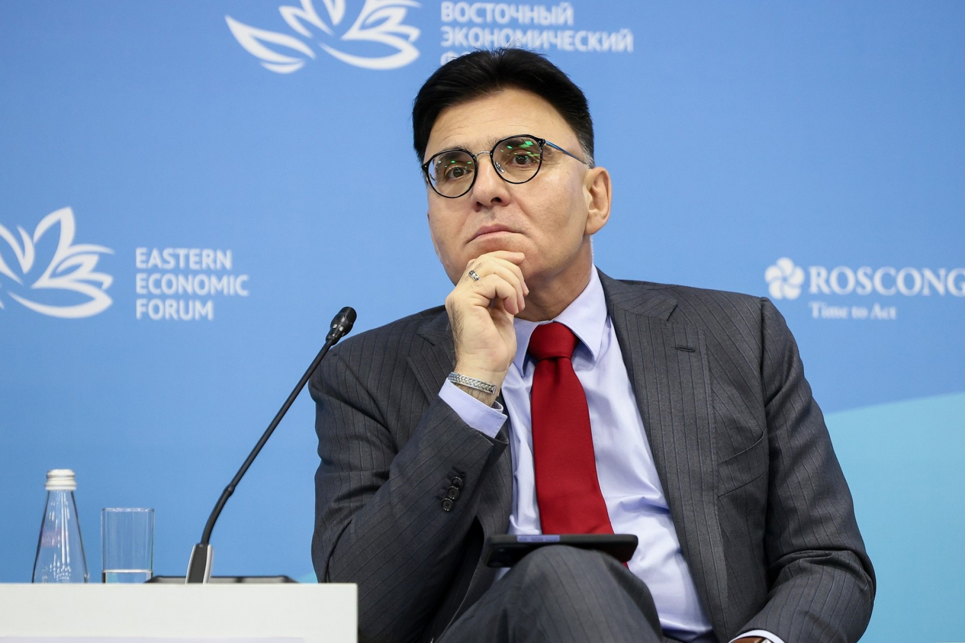 Александр Жаров Александр Жаров